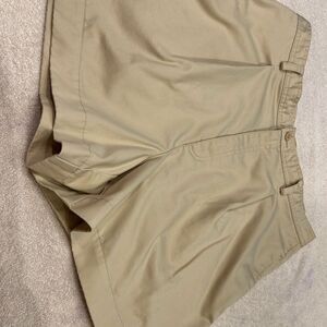 Women's Tan Shorts Lizgolf by Liz Claiborne size 16